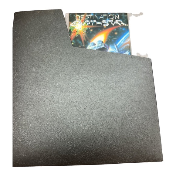 Vintage 1985 Destination Earth Star Nintendo Game Comes with Sleeve - Picture 3 of 3